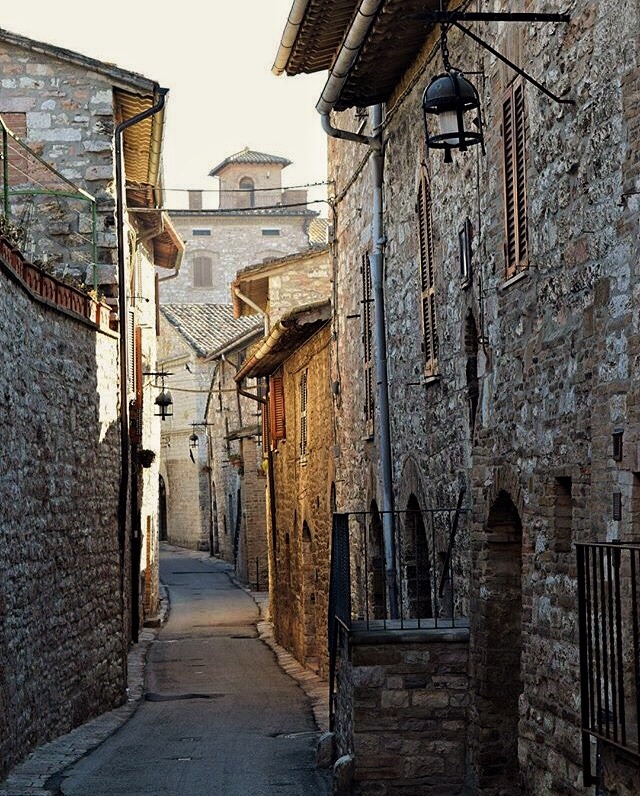 Archillect ID 370690