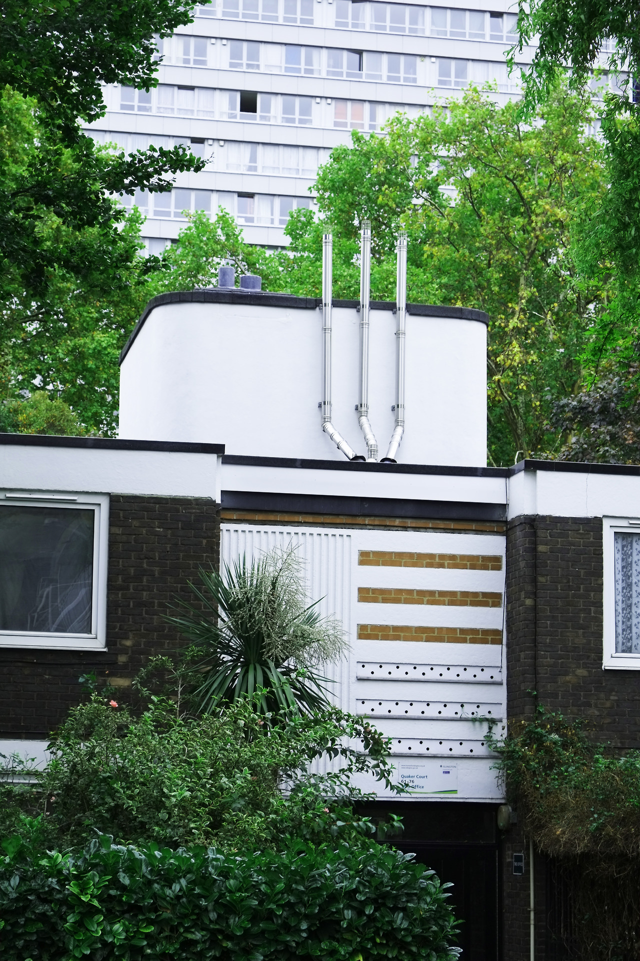 Archillect ID 370800