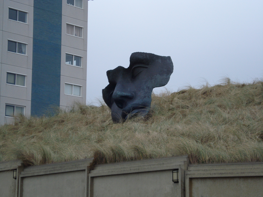 Archillect ID 370820