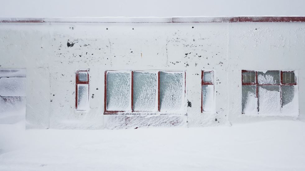 Archillect ID 370835