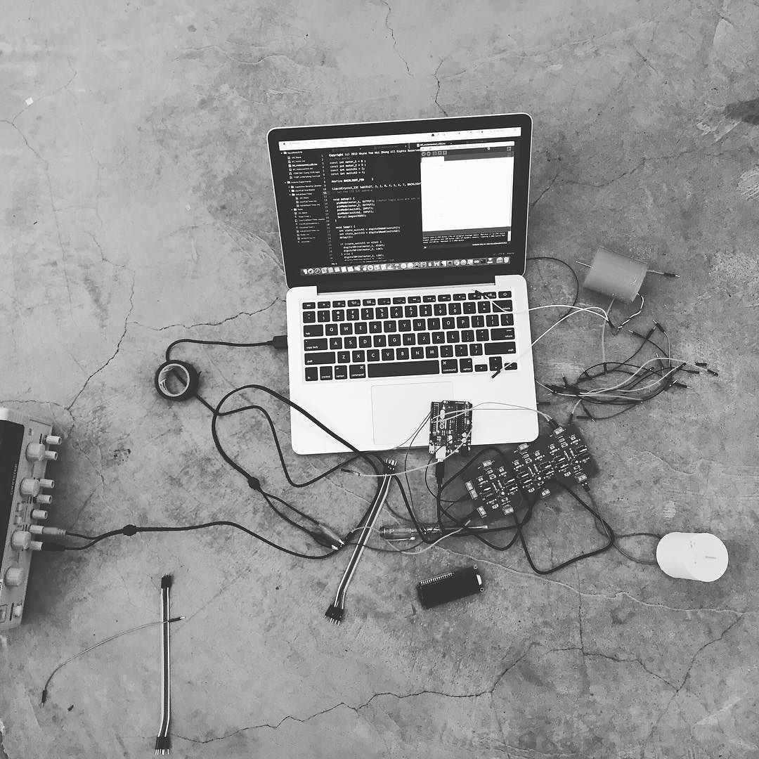 Archillect ID 370848