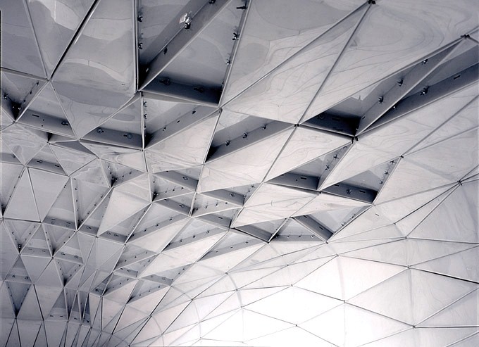 Archillect ID 370893