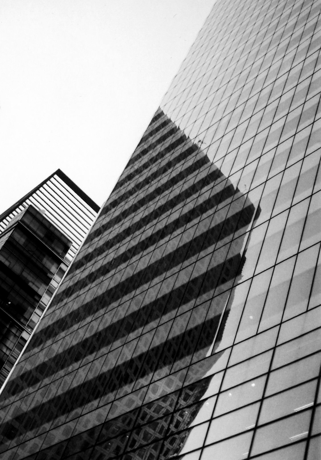 Archillect ID 370983