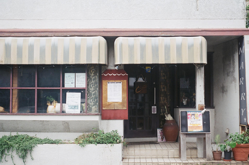 Archillect ID 370984