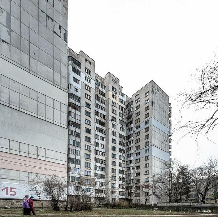 Archillect ID 370986