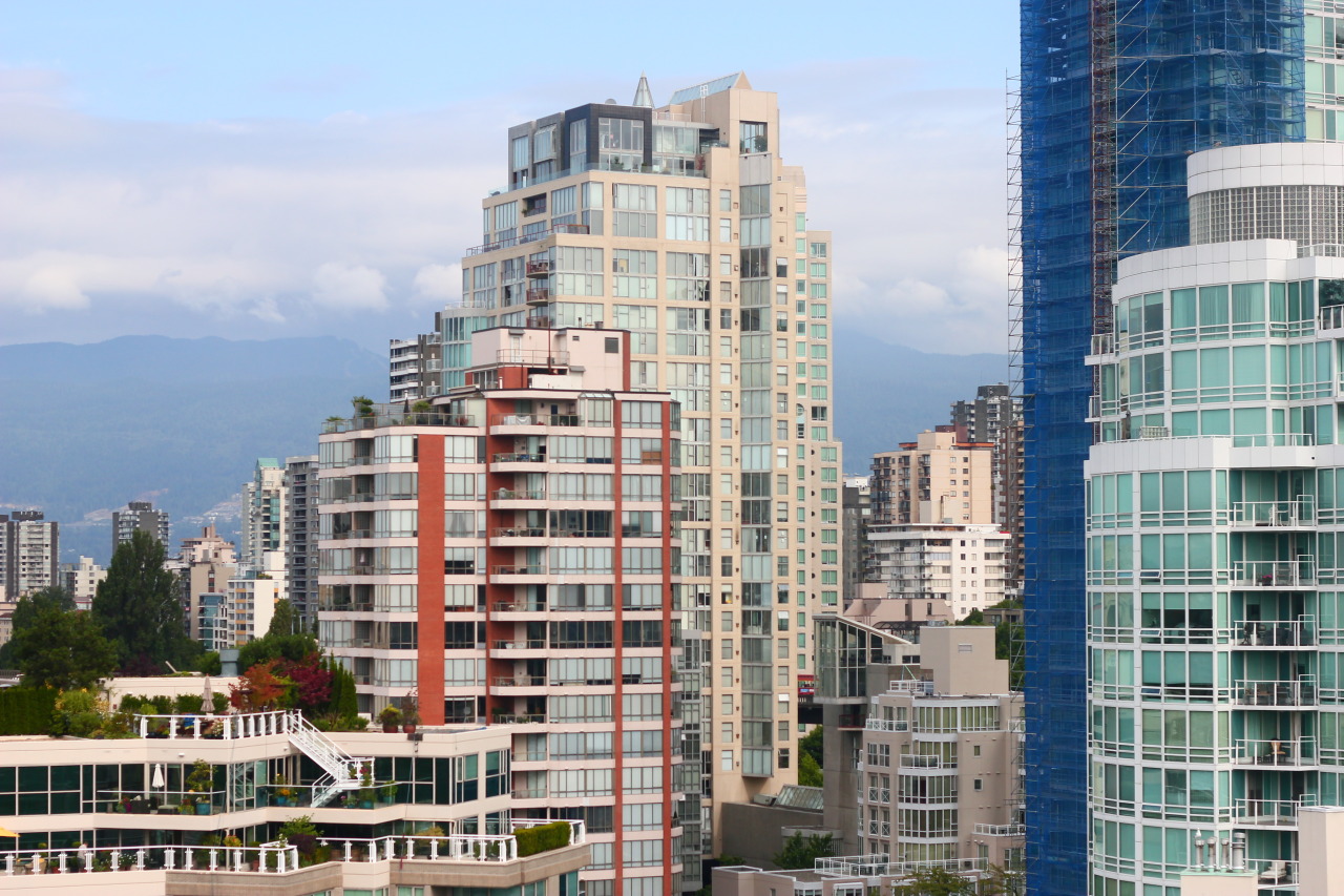 Archillect ID 371044