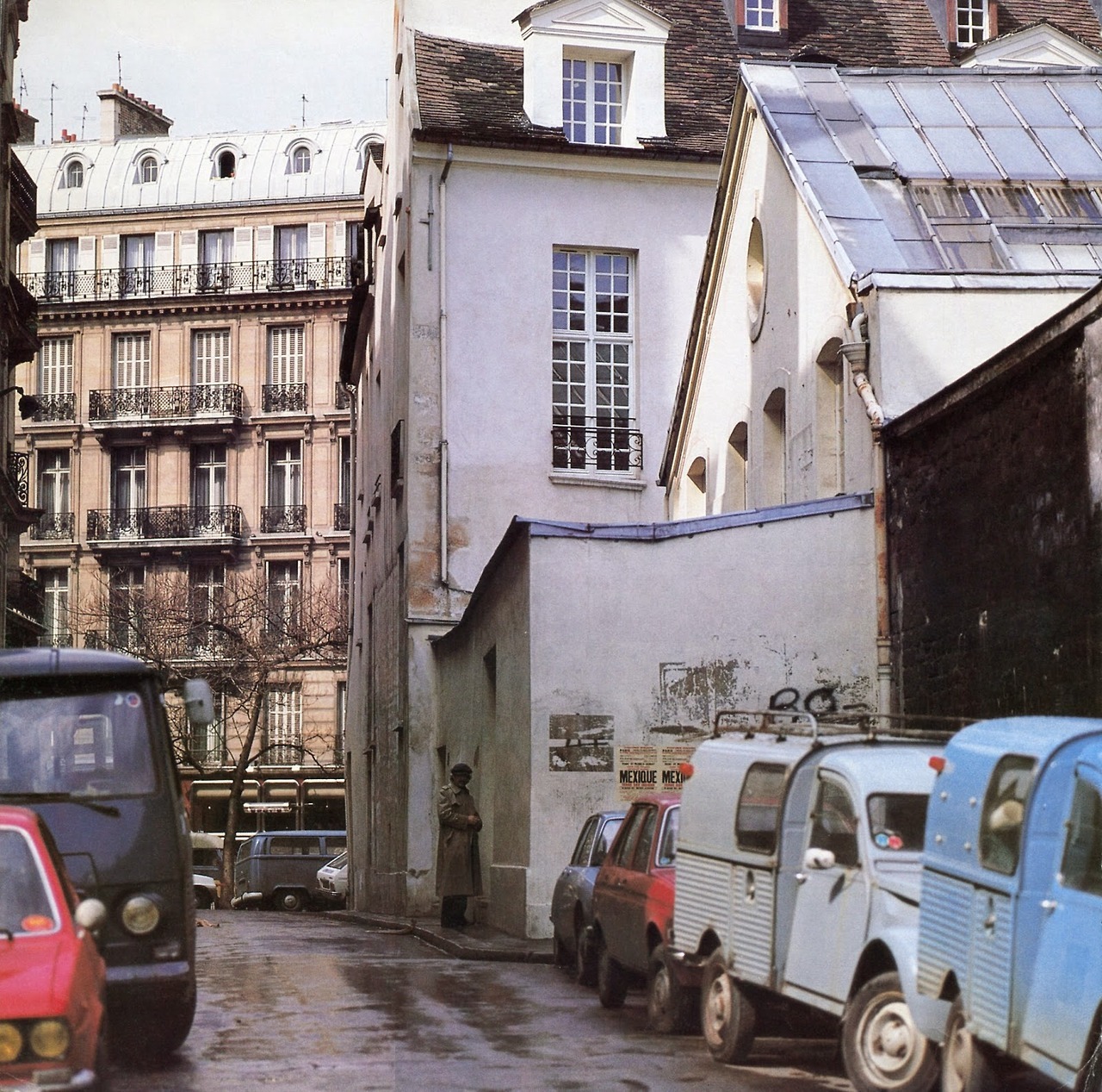 Archillect ID 371151