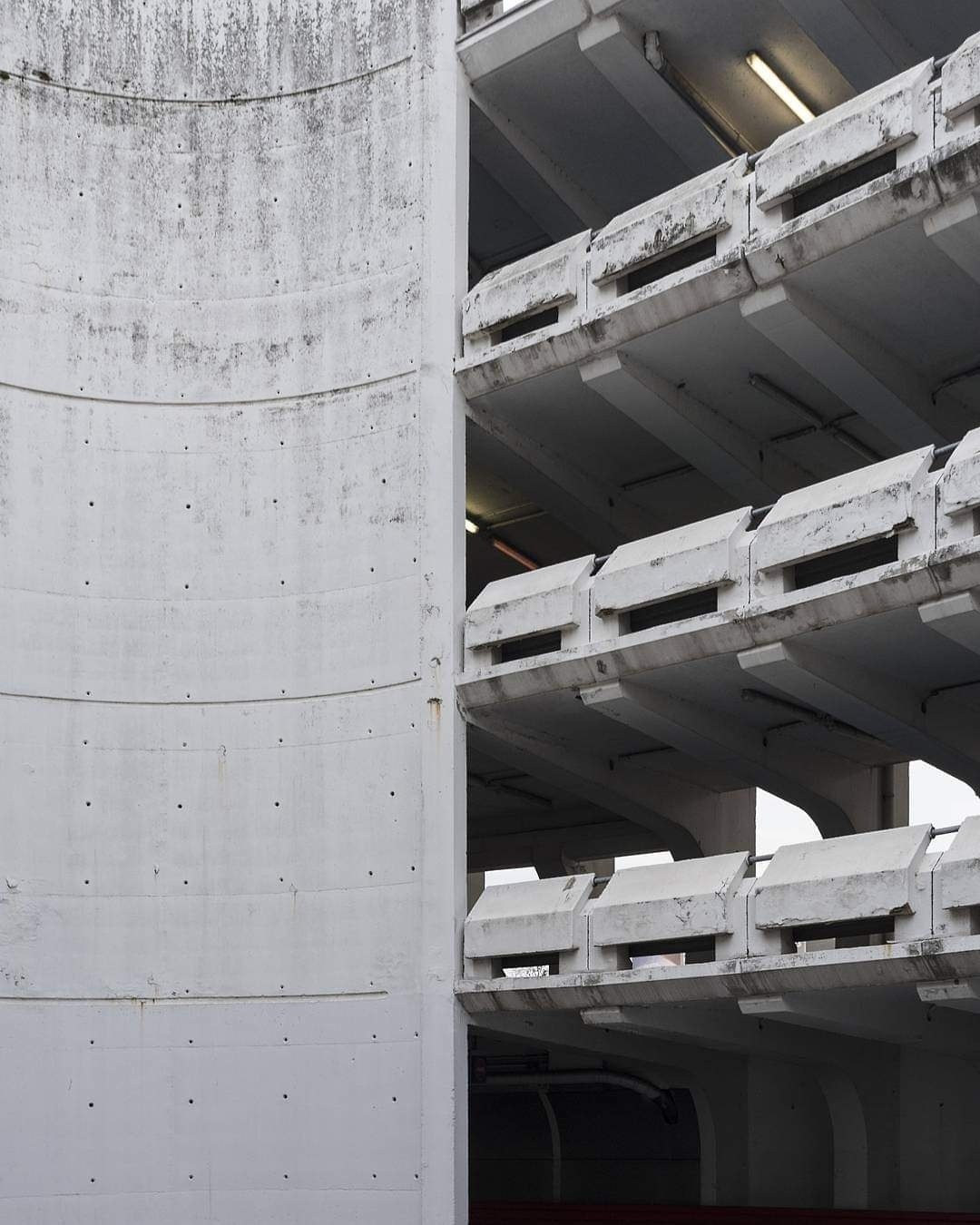 Archillect ID 371173