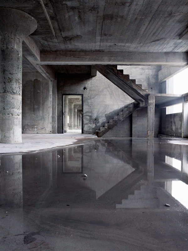 Archillect ID 371201