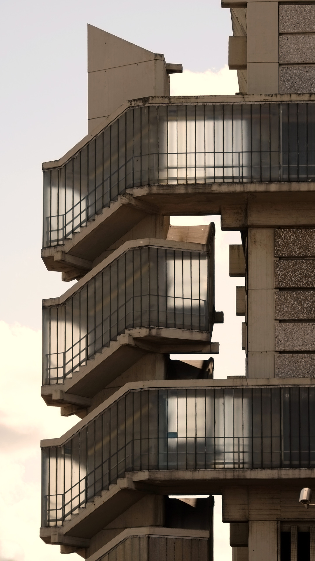 Archillect ID 371214