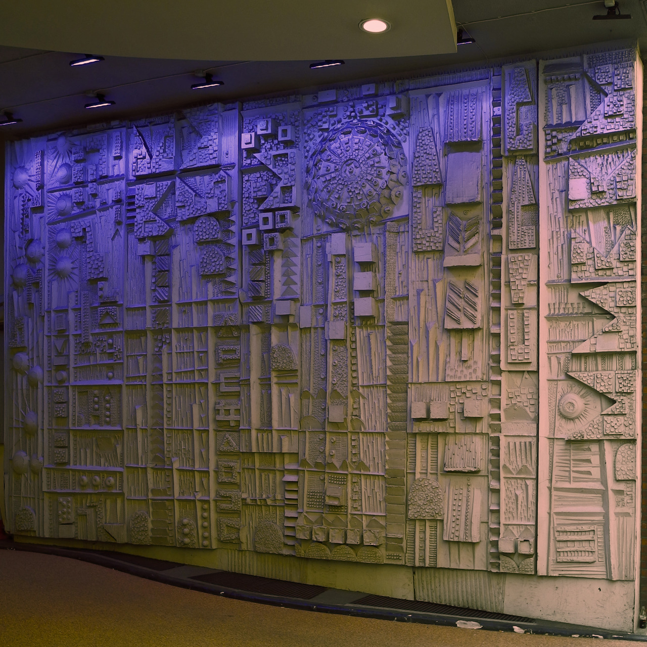 Archillect ID 371286