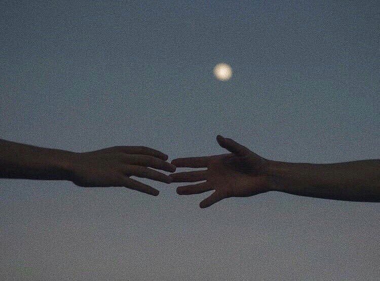 Archillect ID 371322