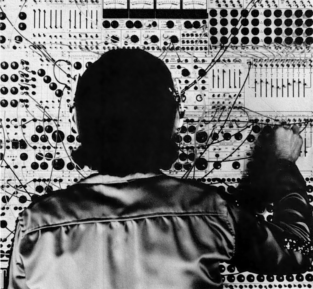 Archillect ID 371341