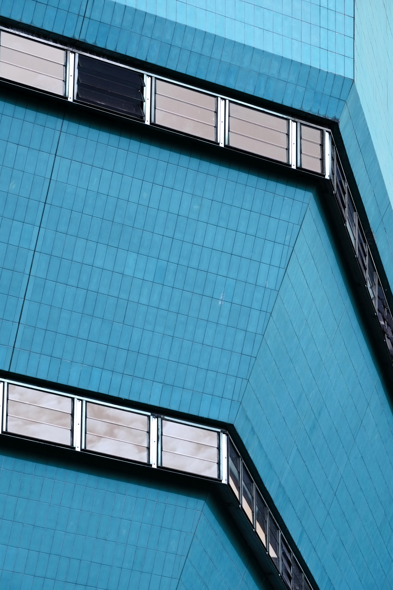 Archillect ID 371368