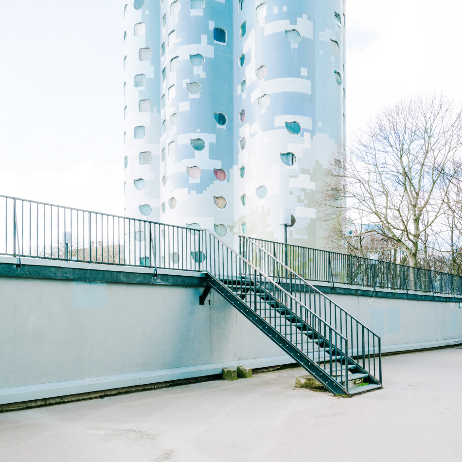 Archillect ID 371369