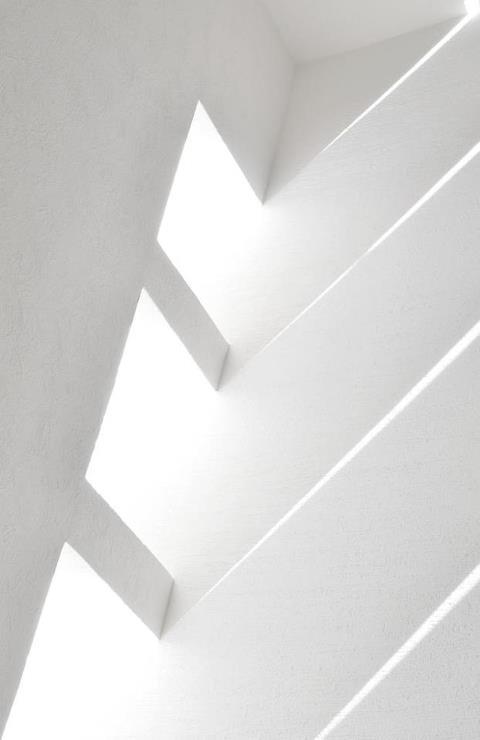 Archillect ID 371407