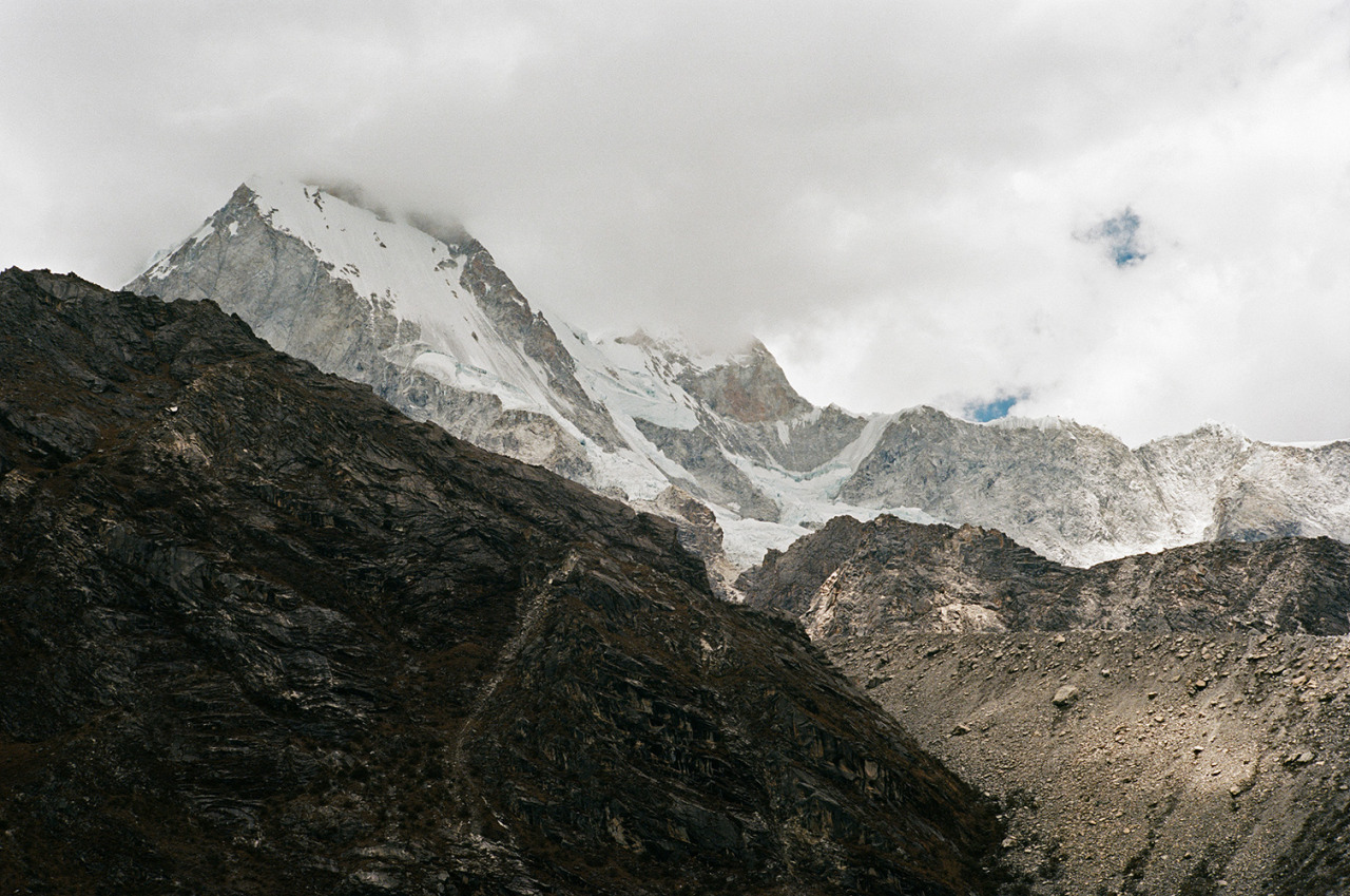 Archillect ID 371415