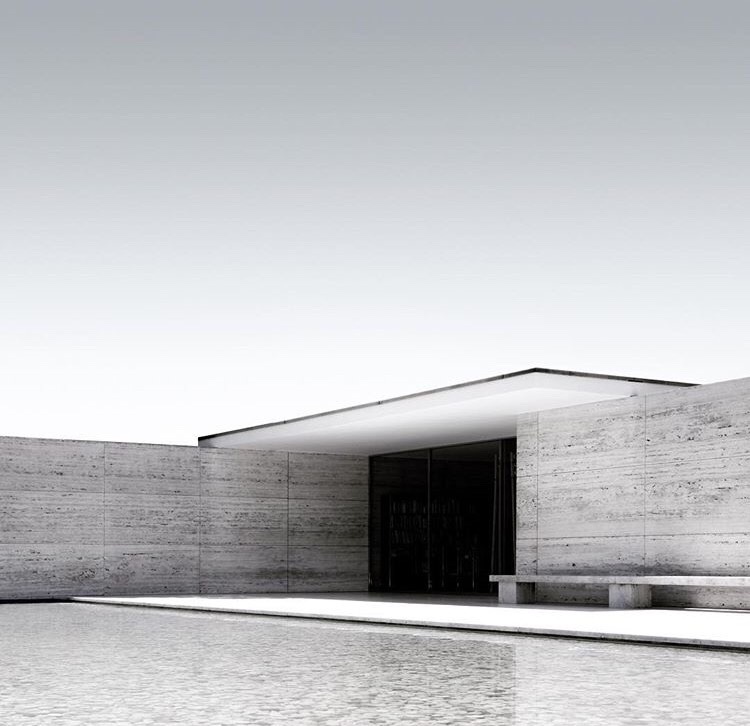 Archillect ID 371422