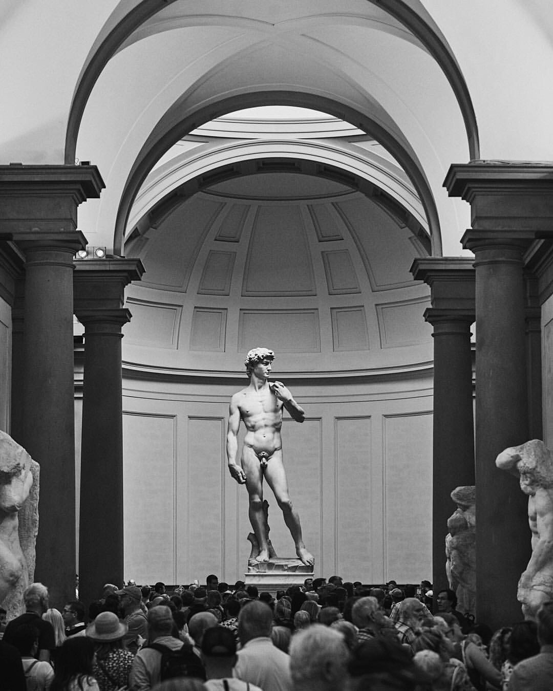 Archillect ID 371466