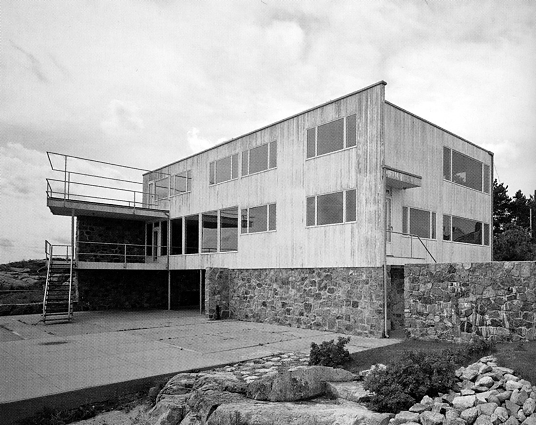 Archillect ID 371490