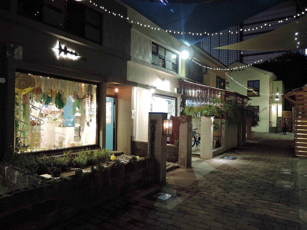 Archillect ID 371536