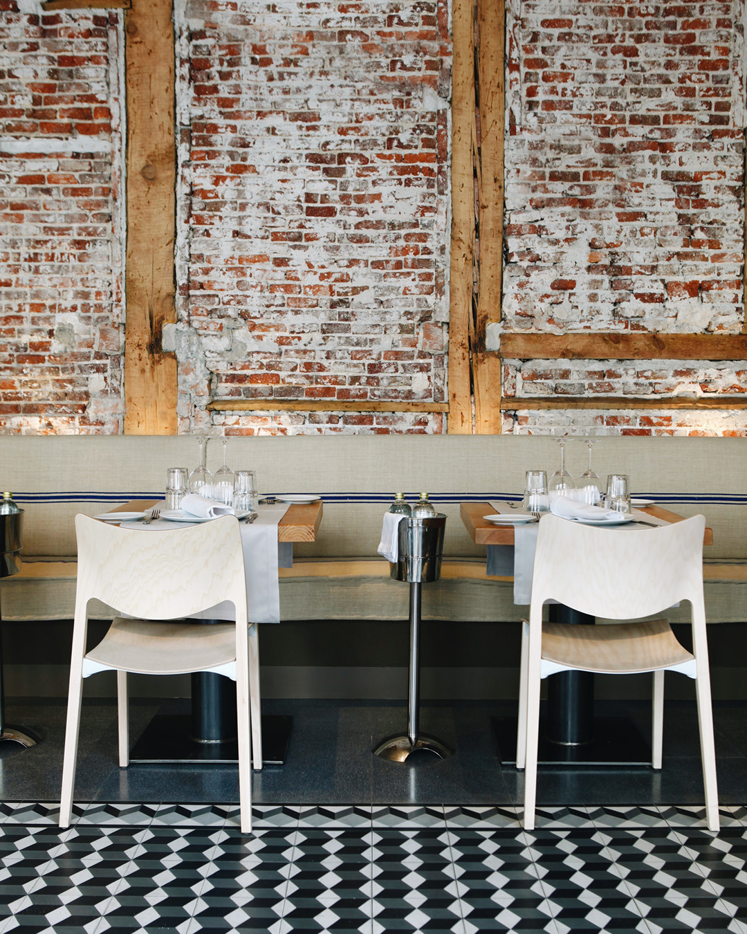 Archillect ID 371588