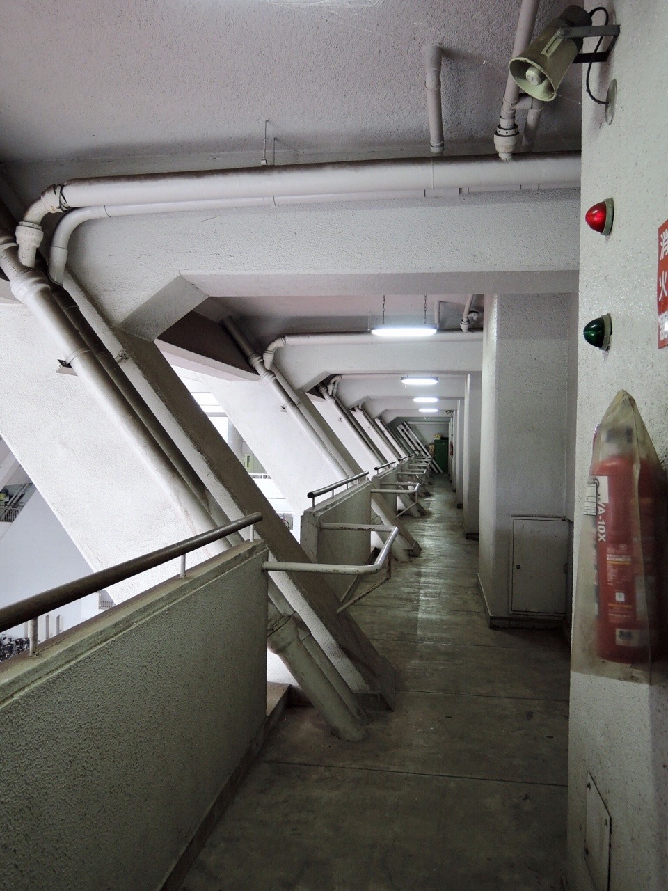 Archillect ID 371614