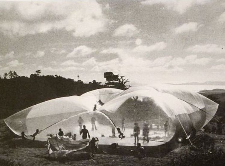 Archillect ID 371626