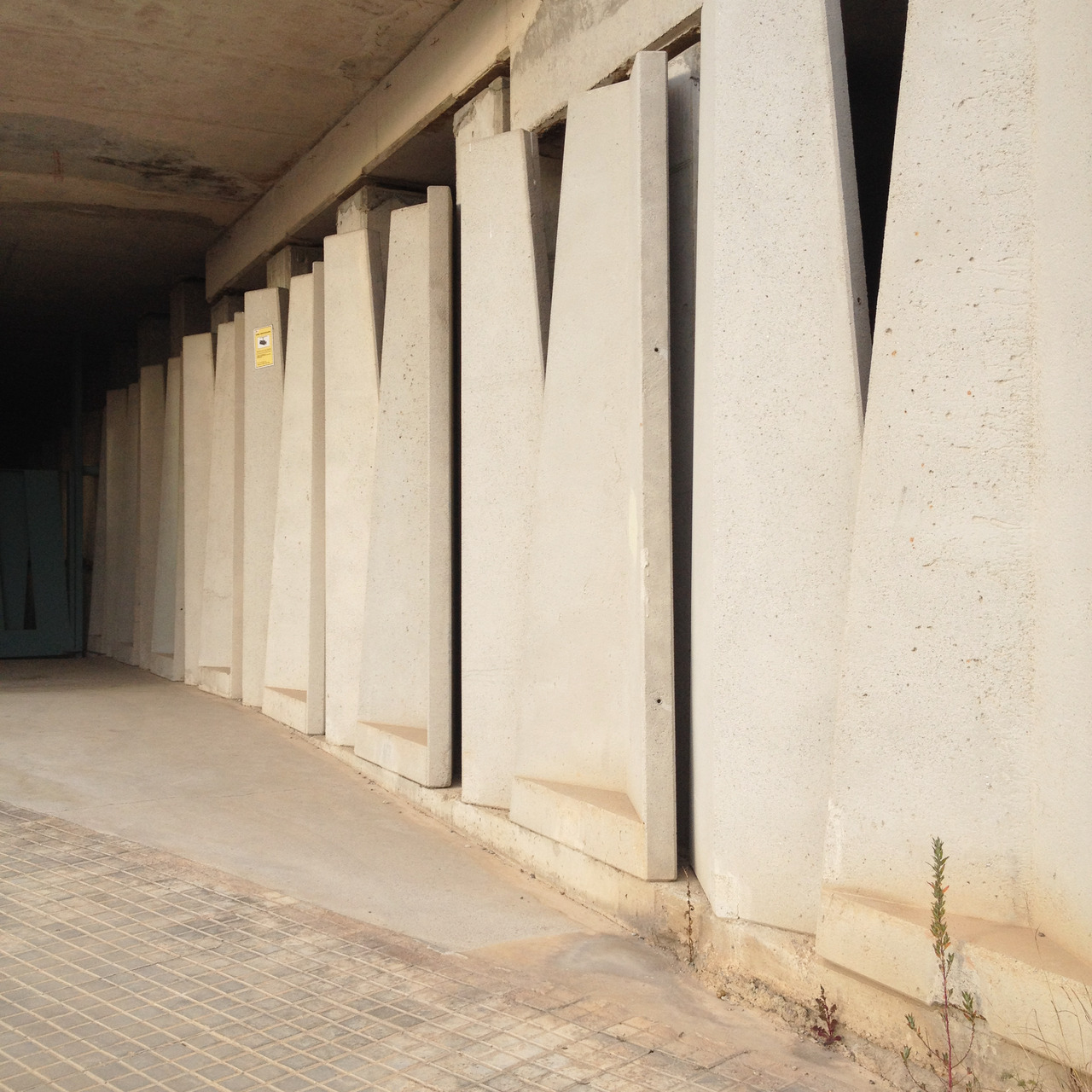 Archillect ID 371685