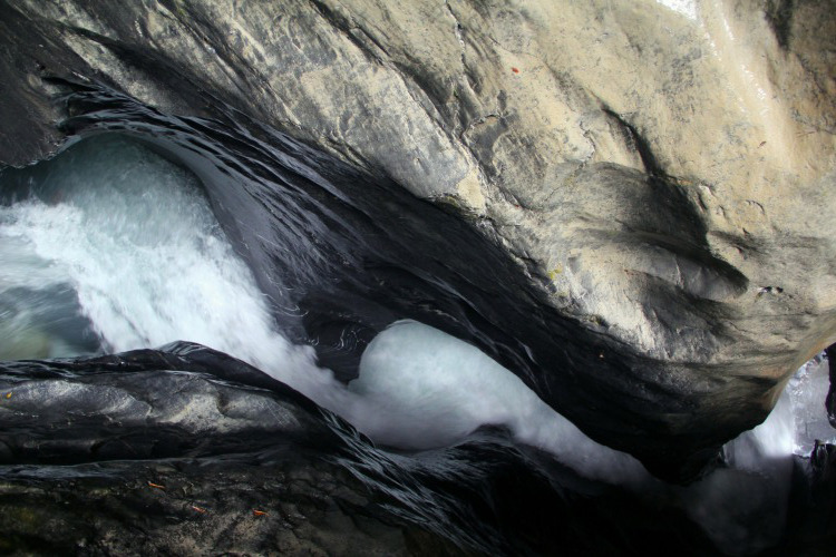 Archillect ID 371713