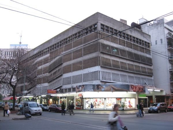 Archillect ID 371714