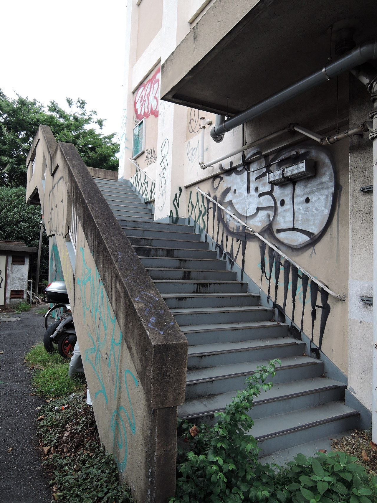 Archillect ID 371749