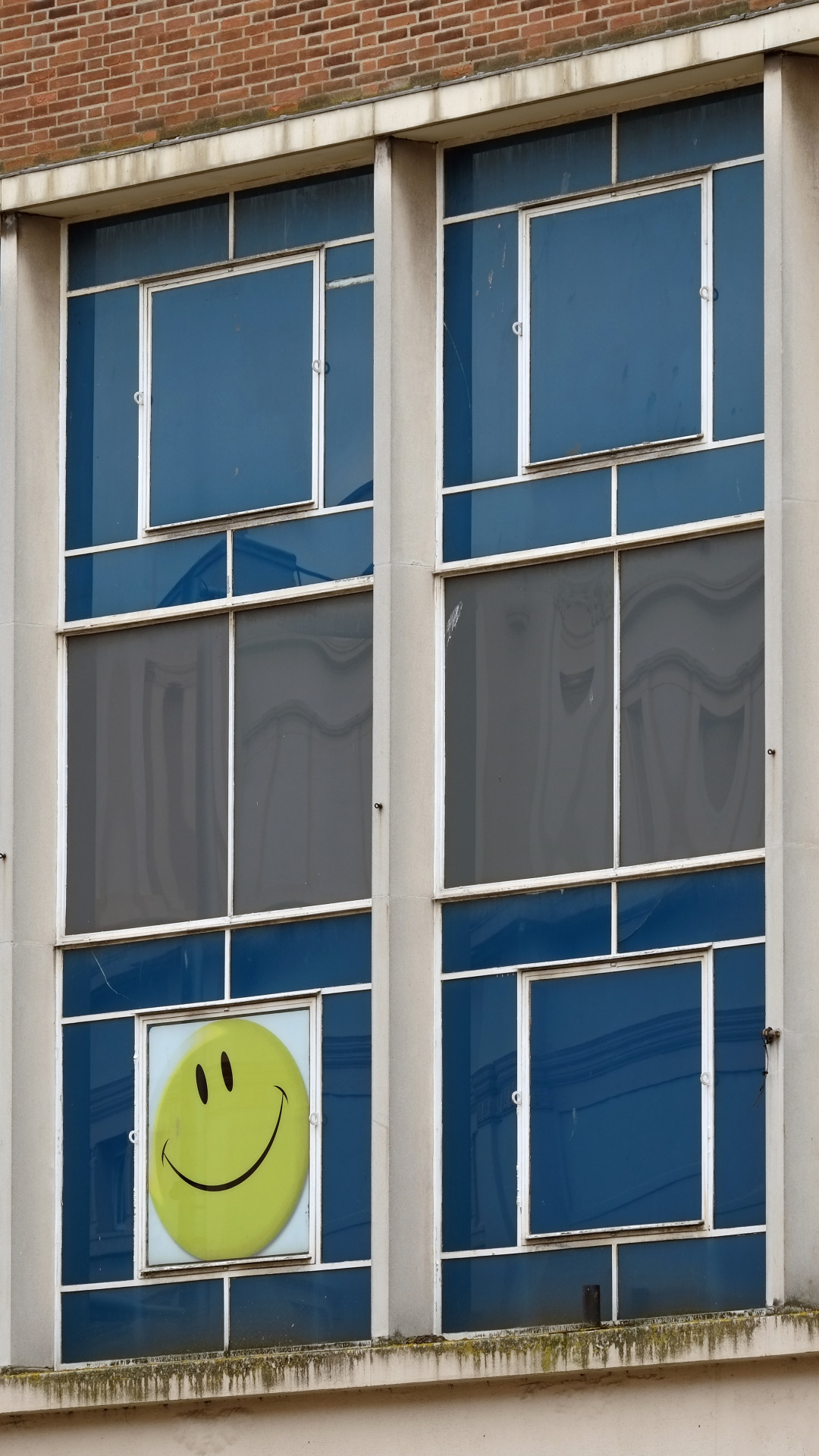 Archillect ID 371815