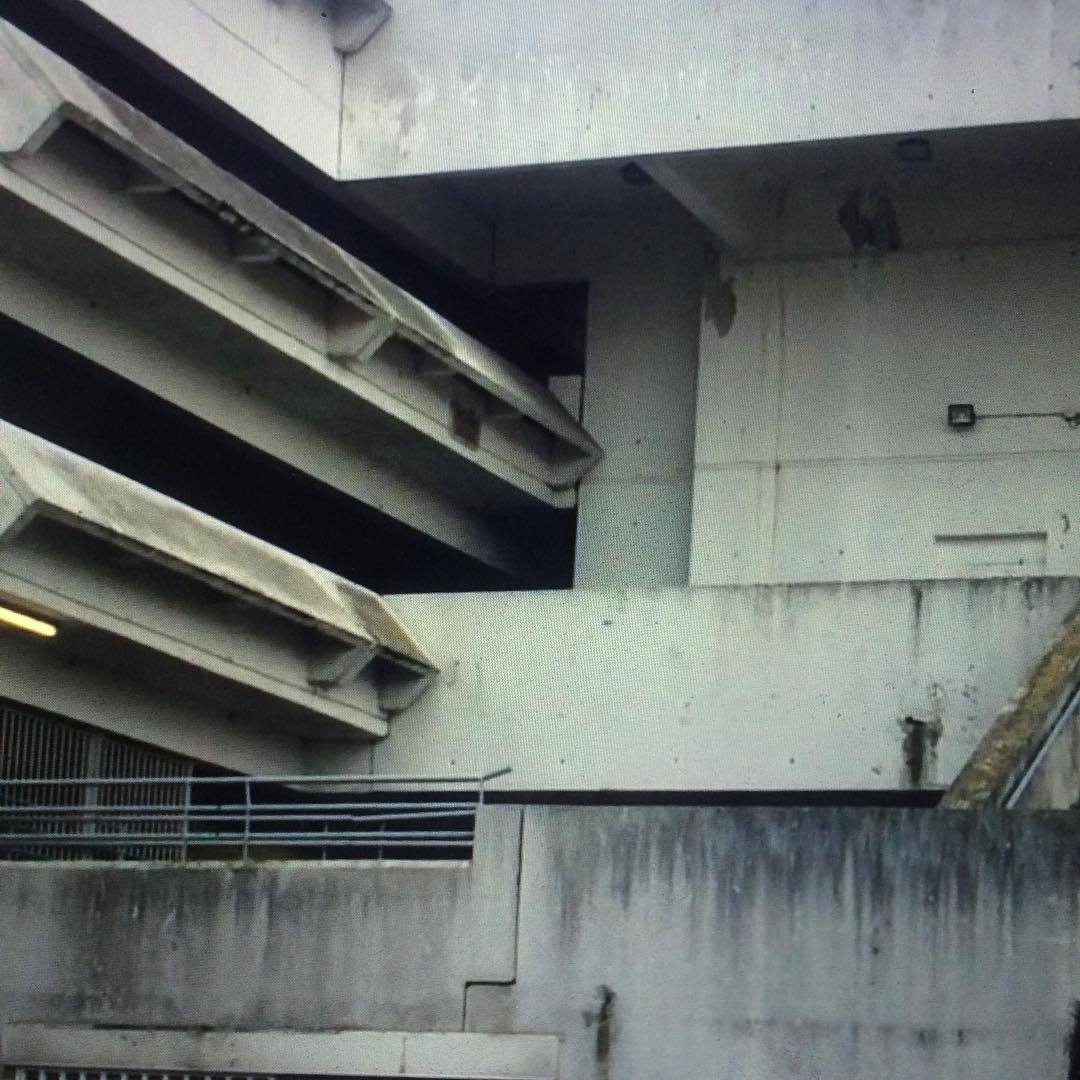 Archillect ID 371817