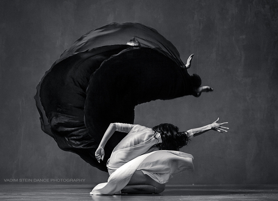 Archillect ID 371849