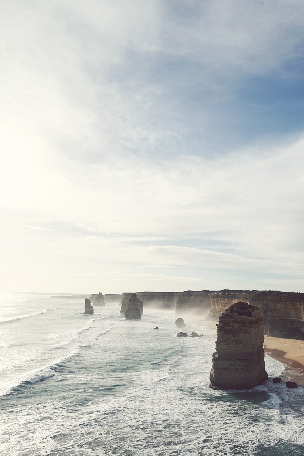 Archillect ID 371922