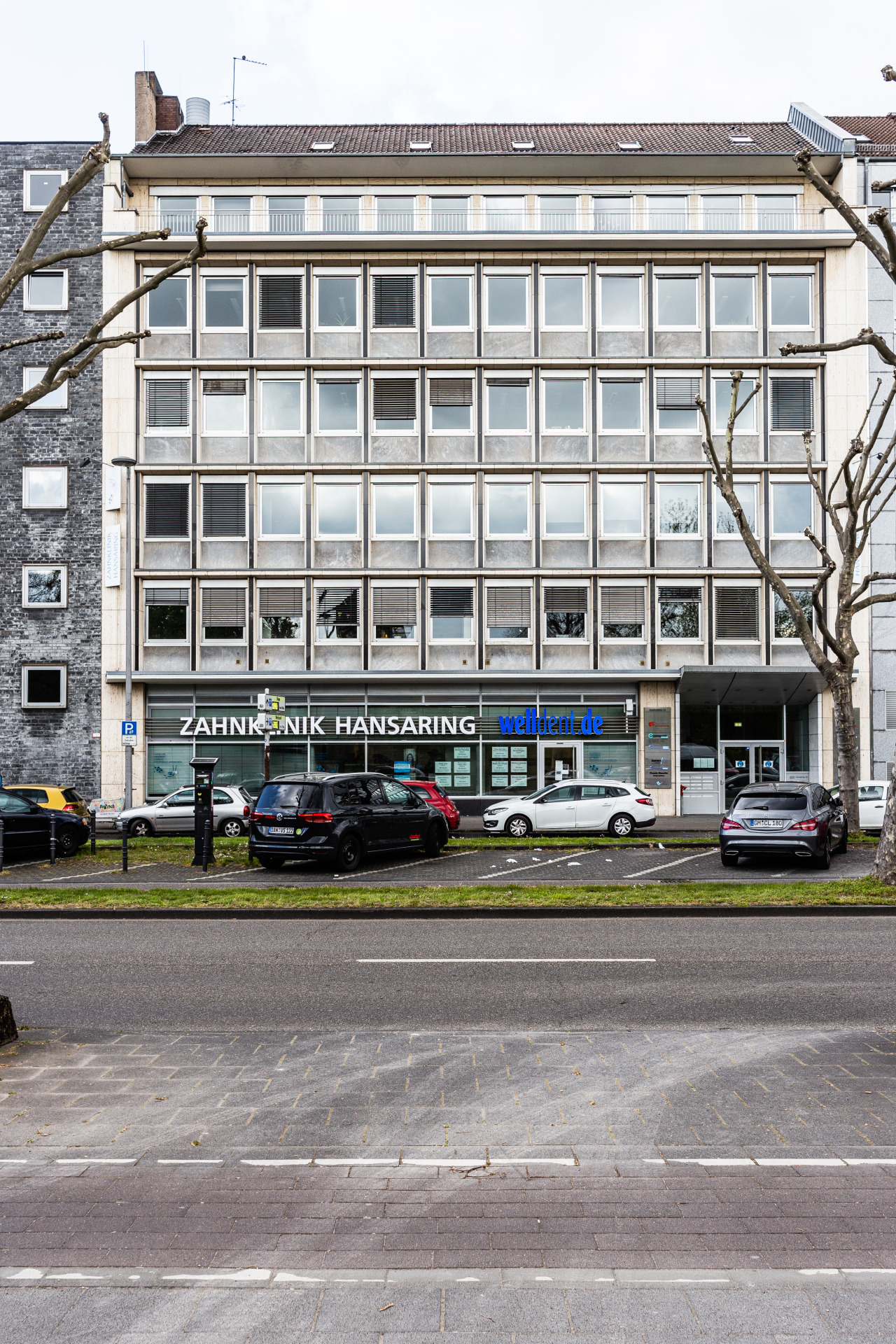 Archillect ID 372030