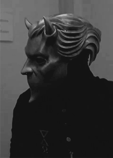 Archillect ID 372044