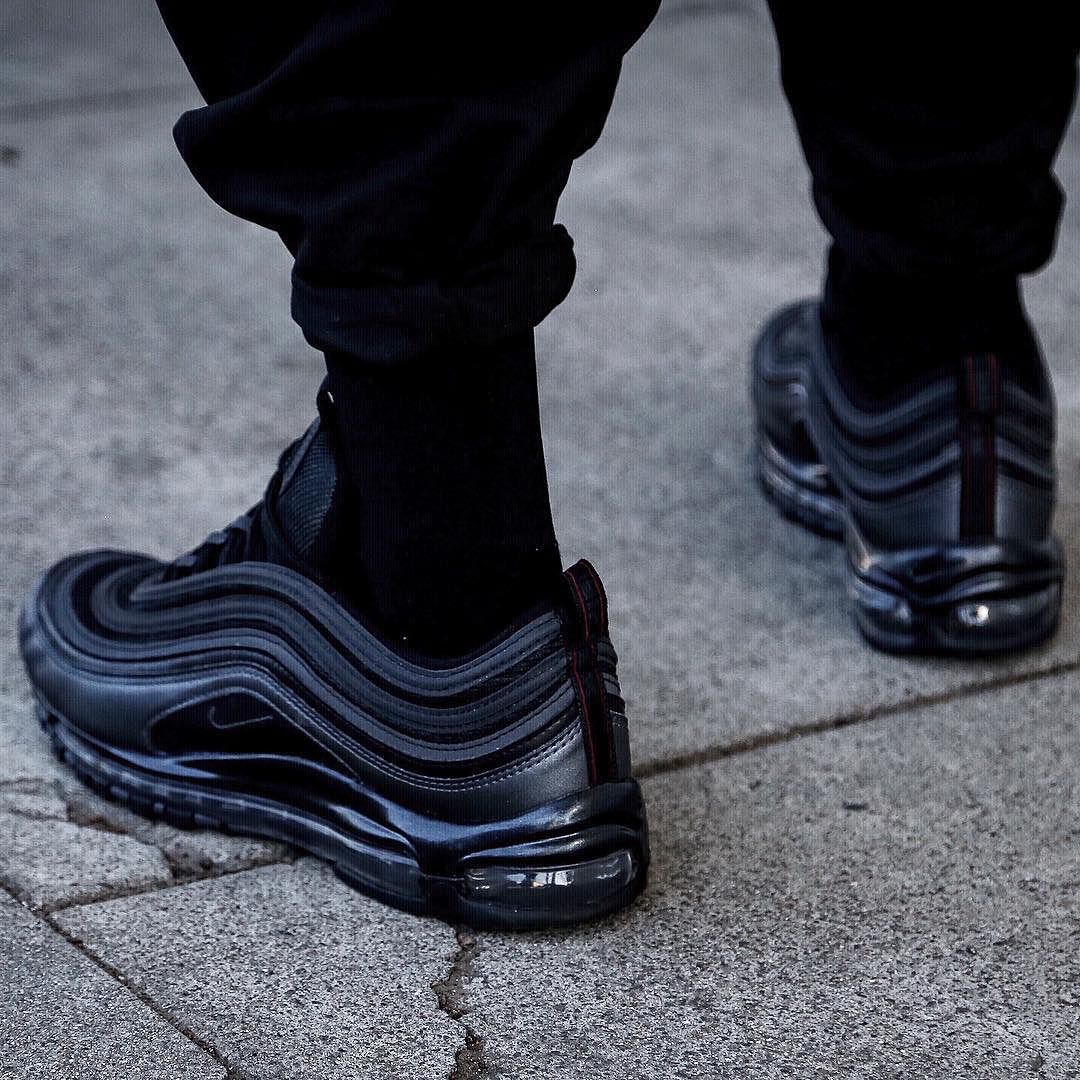 Archillect ID 372071