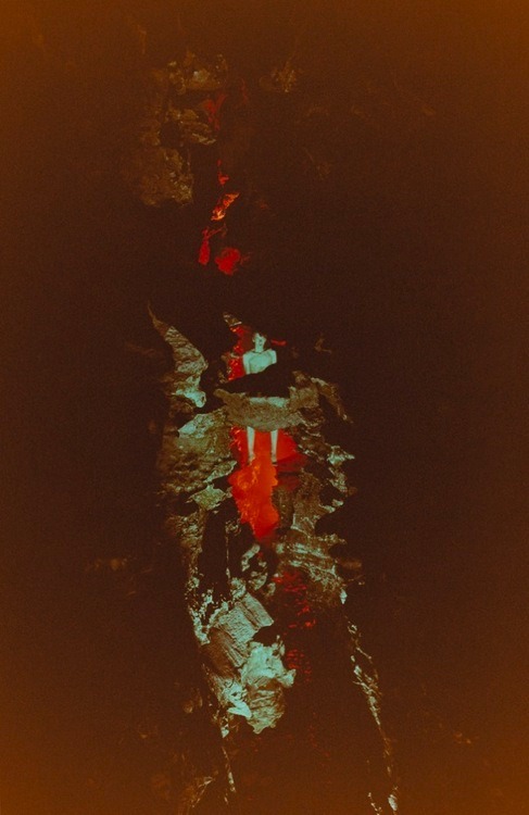 Archillect ID 372172