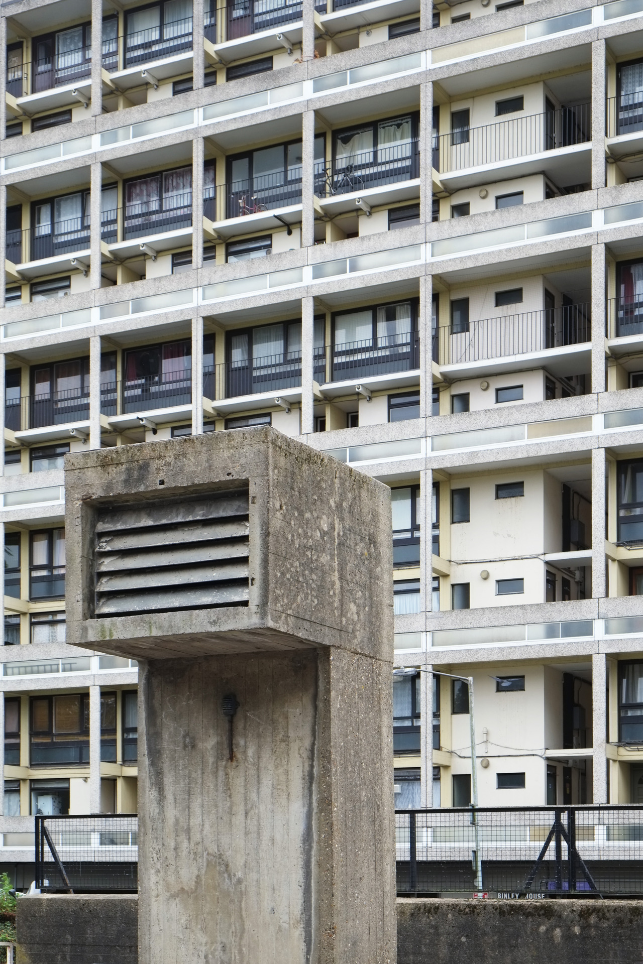 Archillect ID 372236