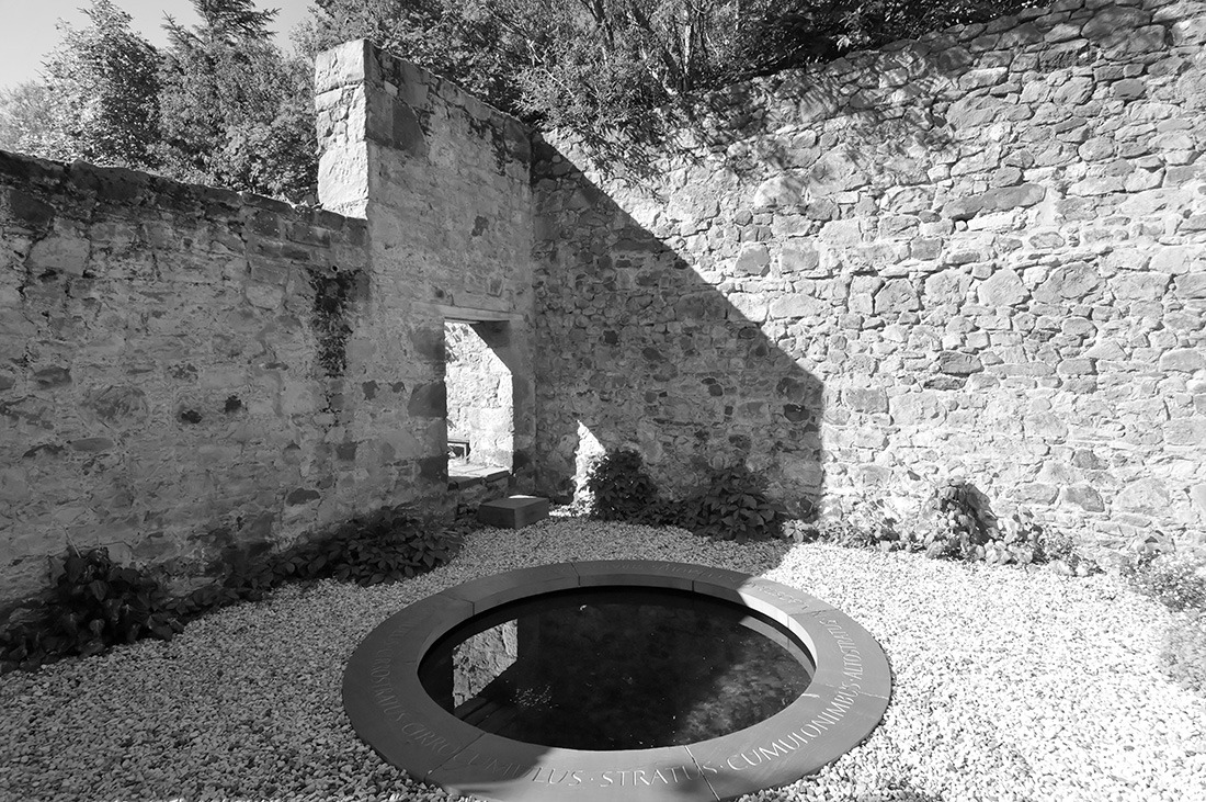 Archillect ID 372277