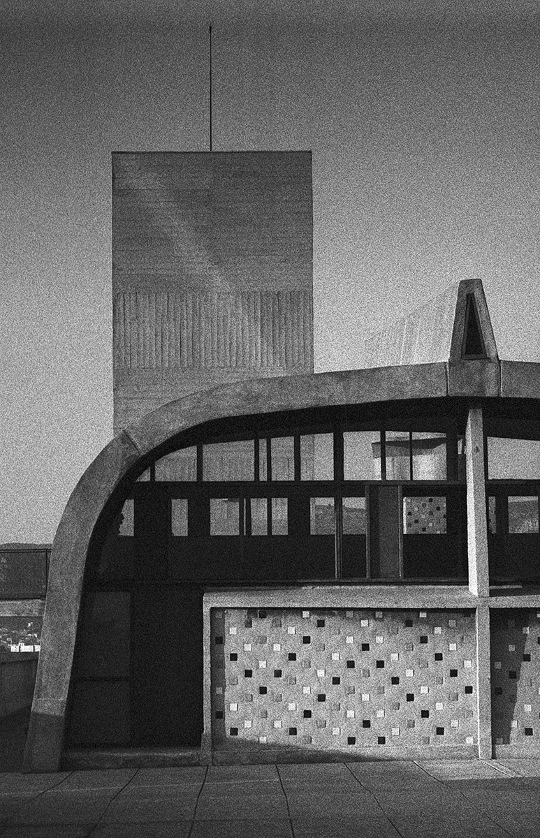 Archillect ID 372283