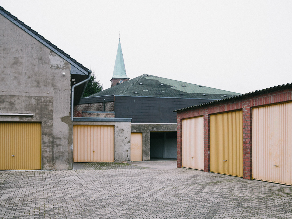 Archillect ID 372293