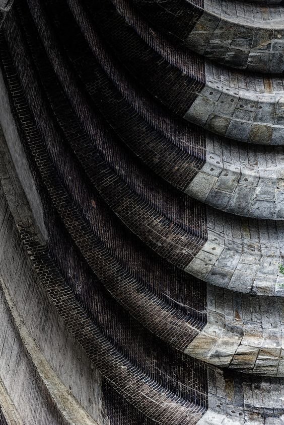 Archillect ID 372341