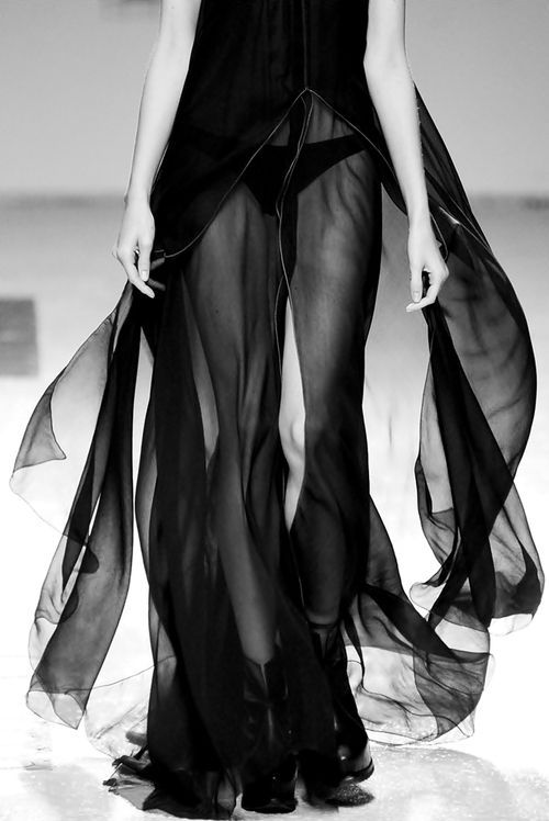 Archillect ID 372354