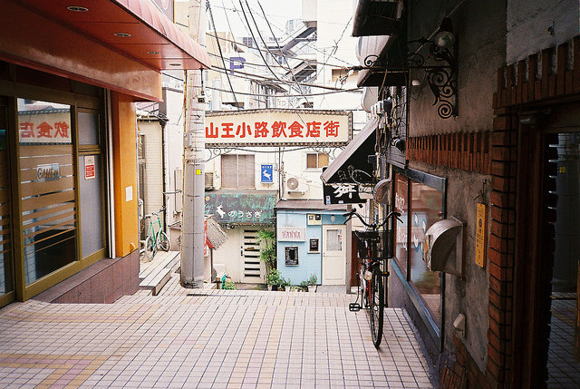 Archillect ID 372409