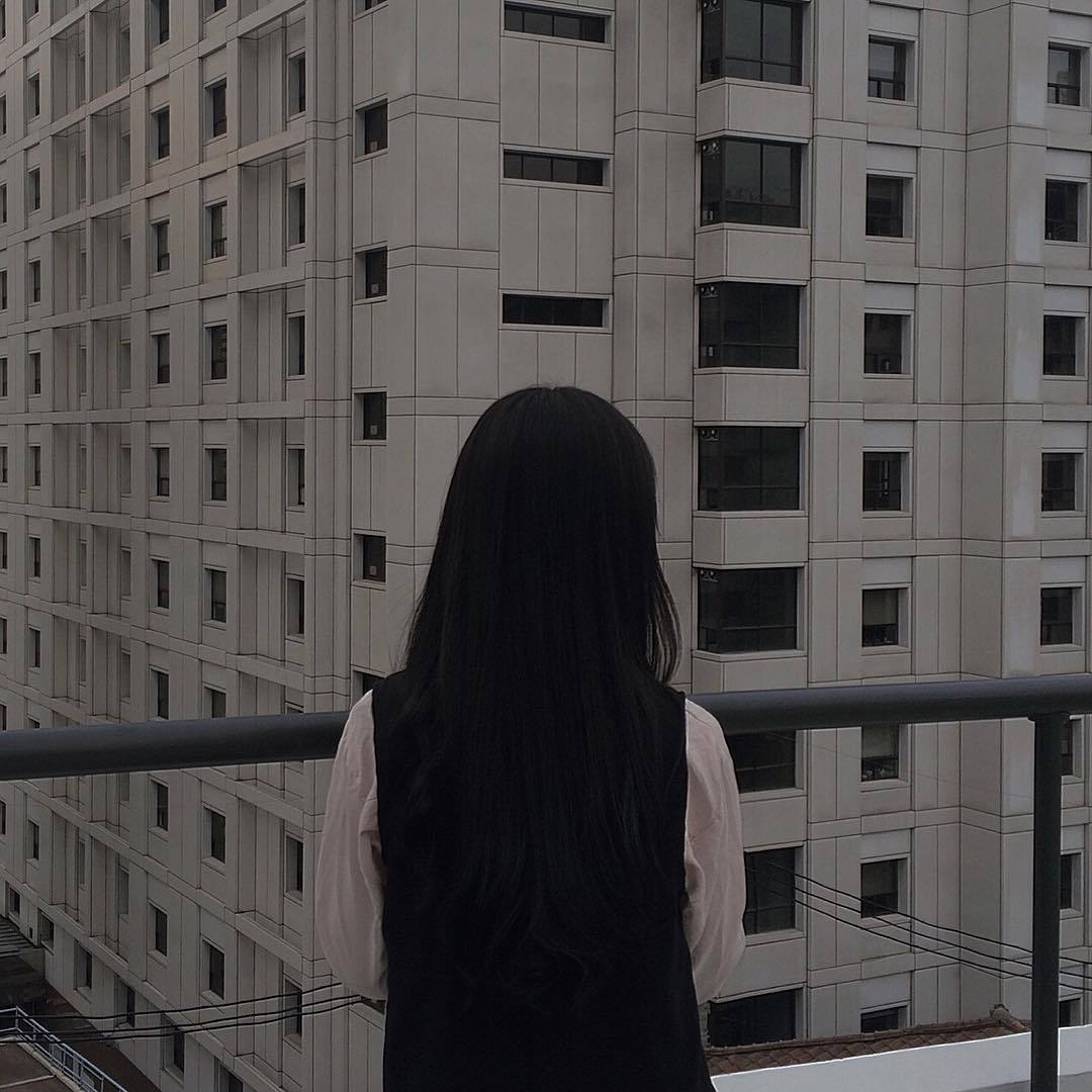 Archillect ID 372461