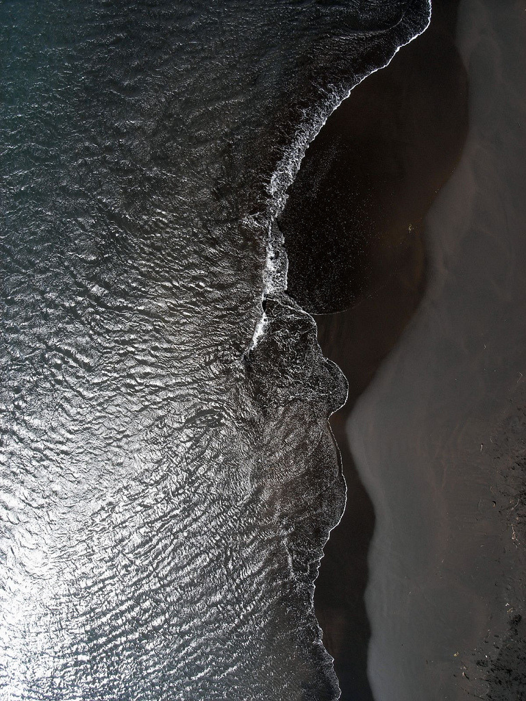 Archillect ID 372464