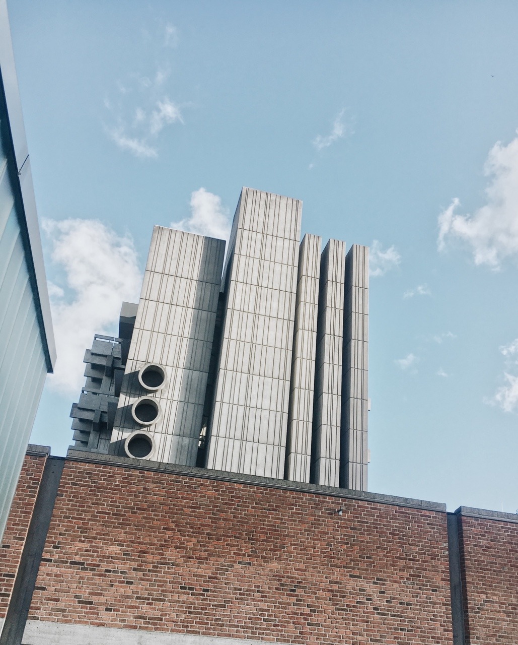 Archillect ID 372511